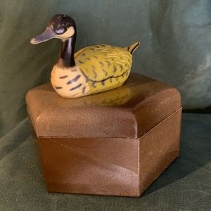 VTG Canada Goose Hexagon Trinket Box